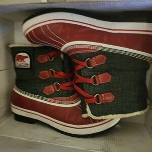 Sorel Red and Black denim Winter Tivoli Boots